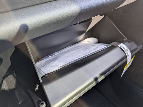 New 2026 Chrysler Pacifica Select image 31