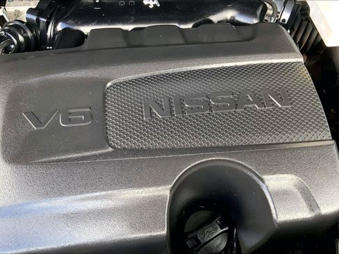 Used 2024 Nissan Pathfinder SL AWD/4WD image 33
