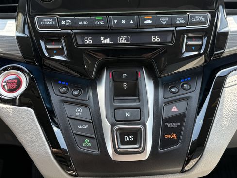 Used 2022 Honda Odyssey Elite image 27
