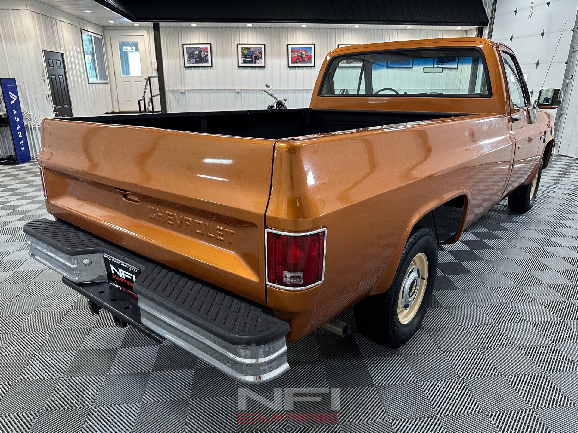 Used 1987 Chevrolet Silverado 1500 1500 RWD image 8