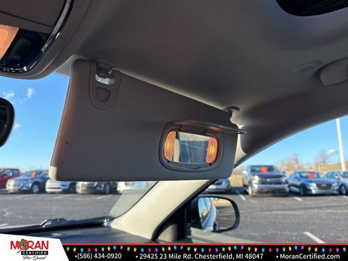 Used 2022 Jeep Cherokee Limited image 23