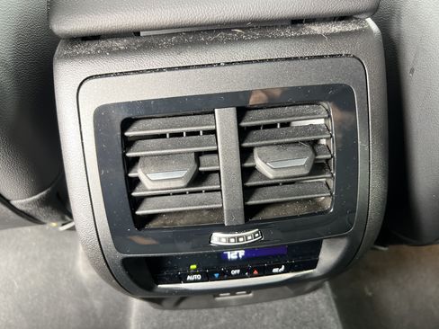 Certified 2025 BMW X4 xDrive30i AWD/4WD image 38