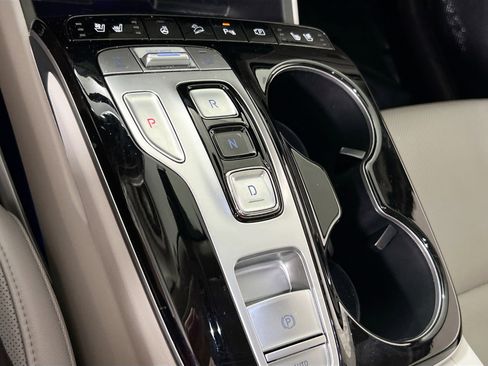 Used 2023 Hyundai Tucson Limited image 17