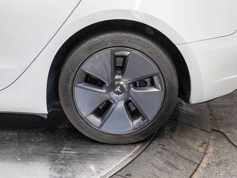Used 2023 Tesla Model 3 Standard Range RWD image 10