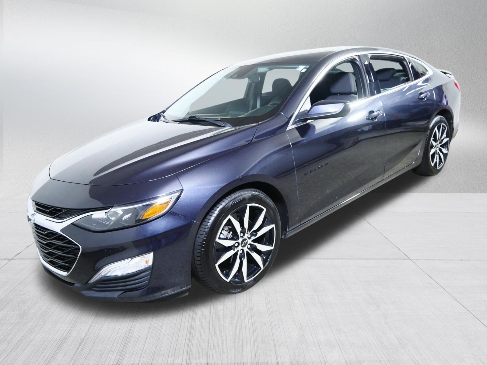 Used 2023 Chevrolet Malibu RS FWD image 3