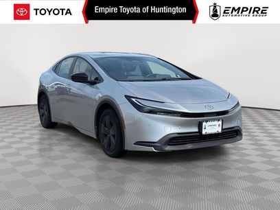 Used 2023 Toyota Prius LE