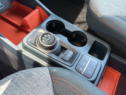 Used 2022 Ford Maverick XLT w/ Equipment Group 300A Standard image 12