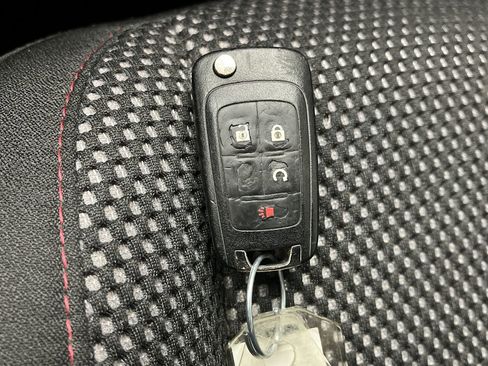 Used 2016 Chevrolet Equinox LT w/ Convenience Package image 24