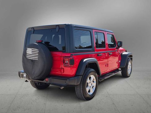 Used 2018 Jeep Wrangler Unlimited Sport S AWD/4WD image 8