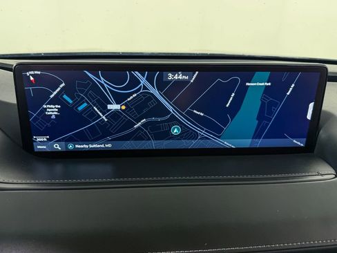 Used 2023 Genesis G80 2.5T image 17