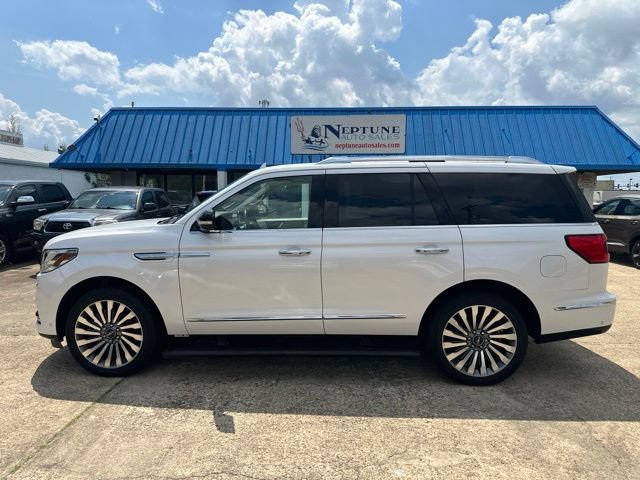 Used 2018 Lincoln Navigator Reserve w/ Technology Package AWD/4WD image 8