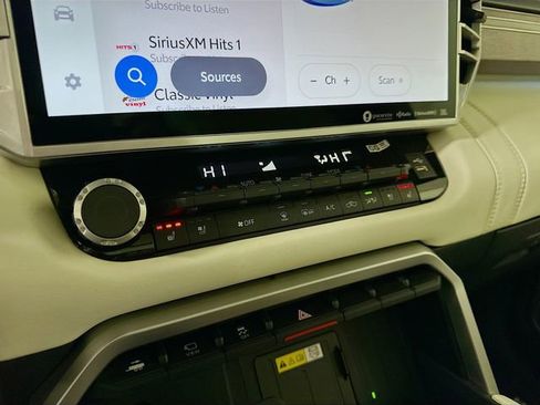 Used 2022 Toyota Tundra Capstone image 15