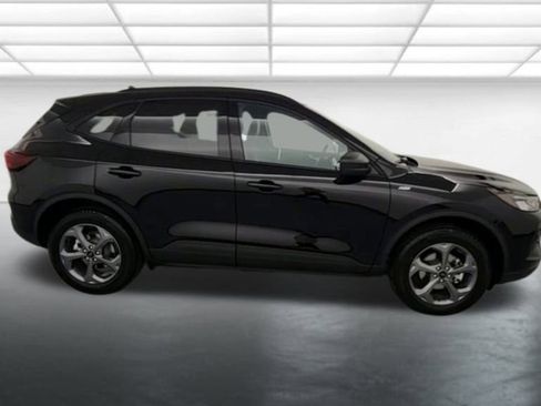New 2026 Ford Escape ST-Line w/ Cold Weather Package AWD/4WD image 9