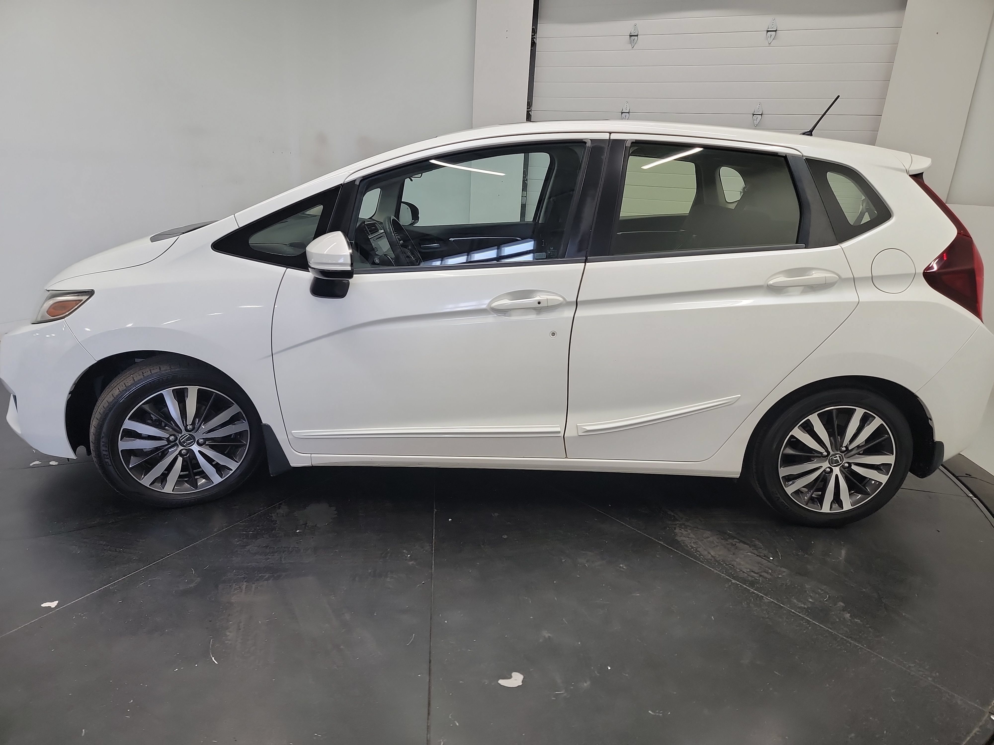 Used 2016 Honda Fit EX image 4