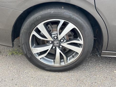 Used 2022 Honda Odyssey Touring image 9