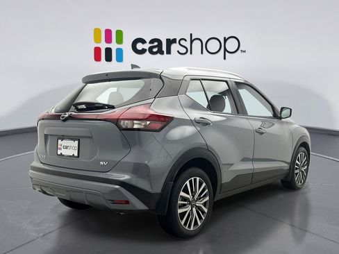 Used 2023 Nissan Kicks SV image 5