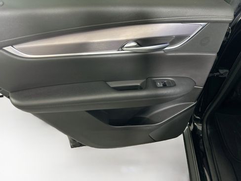 Used 2019 Cadillac XT5 Premium Luxury FWD image 26
