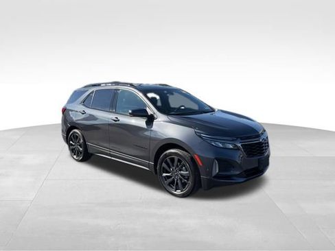 Certified 2023 Chevrolet Equinox RS w/ LPO, Floor Liner Package image 9