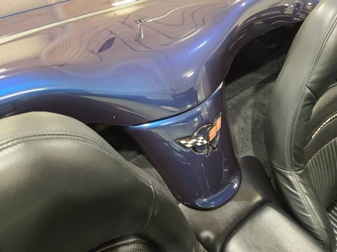 Used 1999 Chevrolet Corvette Convertible w/ Memory Pkg image 37