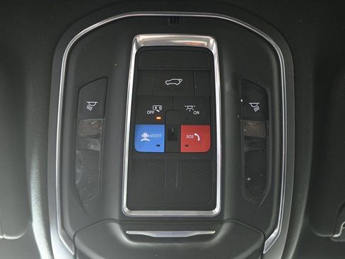 Used 2022 Jeep Wagoneer Series III image 33