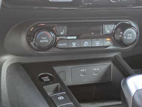 New 2026 Nissan Kicks SV w/ SV Premium Package image 19