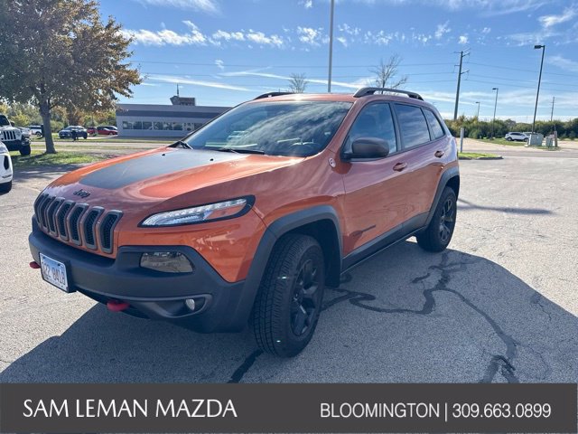 Used 2016 Jeep Cherokee Trailhawk w/ Comfort/Convenience Group AWD/4WD image 7
