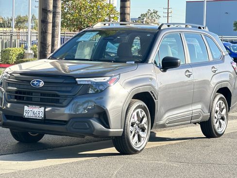 Certified 2025 Subaru Forester image 9