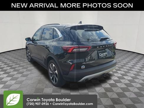 Used 2023 Ford Escape Platinum w/ Premium Technology Package AWD/4WD image 5