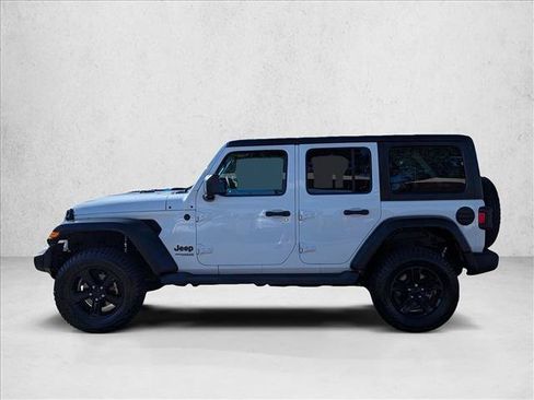 Used 2021 Jeep Wrangler Unlimited Sport AWD/4WD image 9