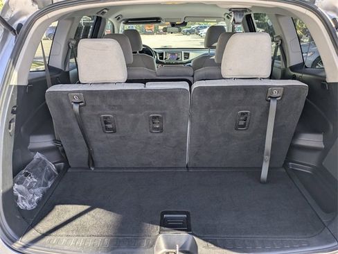 Used 2019 Honda Pilot LX image 10