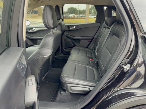 Used 2020 Ford Escape SEL image 10