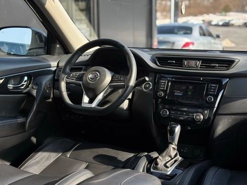 Used 2020 Nissan Rogue SL w/ Premium Package image 58