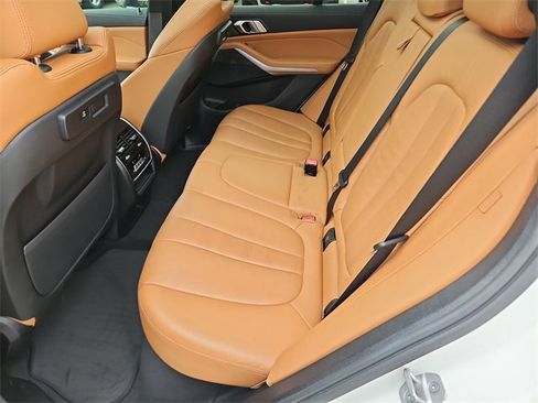 Used 2022 BMW X5 xDrive45e image 20
