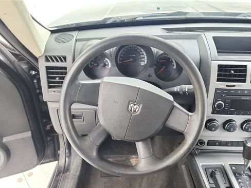 Used 2008 Dodge Nitro SXT image 23