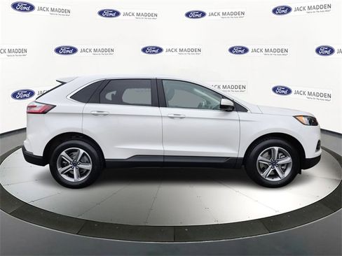 Certified 2022 Ford Edge SEL w/ Convenience Package image 6