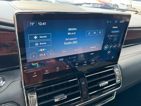 Used 2022 Lincoln Navigator L Black Label image 19