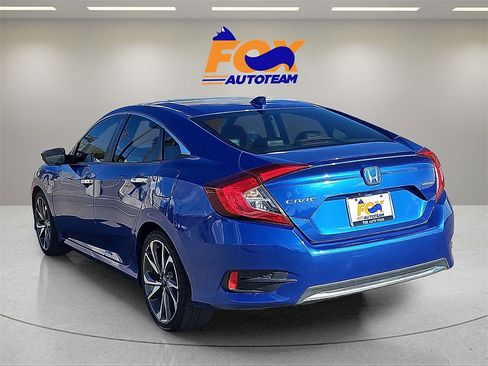 Used 2020 Honda Civic Touring image 3