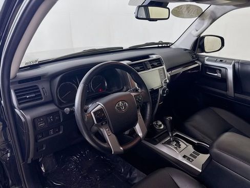 Used 2023 Toyota 4Runner Limited image 9