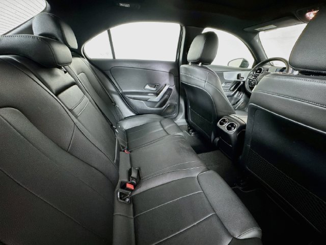 Used 2020 Mercedes-Benz A 220 image 23
