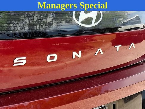 Used 2025 Hyundai Sonata SEL FWD image 30