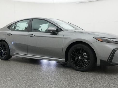 New 2026 Toyota Camry SE FWD image 28