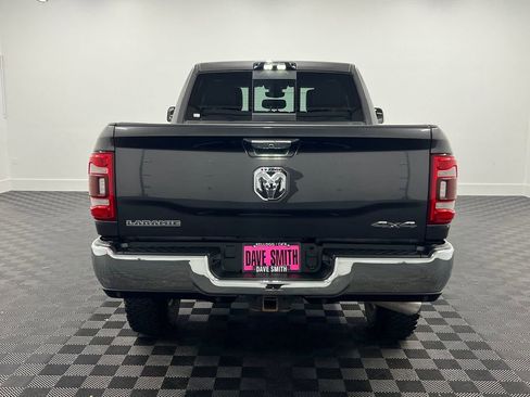 Used 2022 RAM 2500 Laramie w/ Chrome Appearance Group AWD/4WD image 9