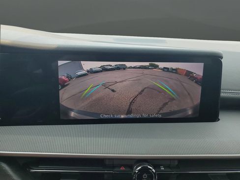 New 2025 Nissan Murano SV image 8