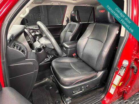 Used 2018 Toyota 4Runner TRD Off-Road Premium AWD/4WD image 5