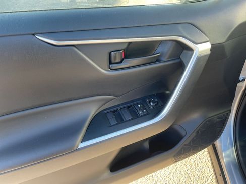 Used 2025 Toyota RAV4 LE image 20