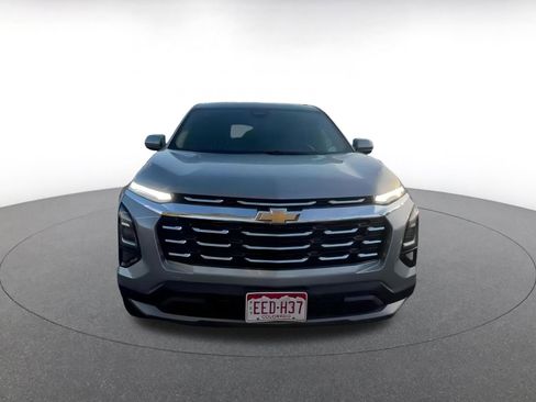 Used 2025 Chevrolet Equinox LT image 4