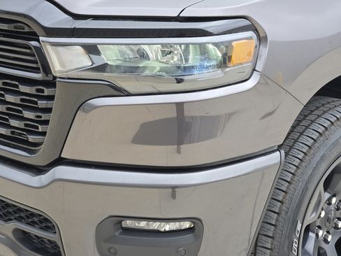 New 2026 RAM 1500 Express AWD/4WD image 7