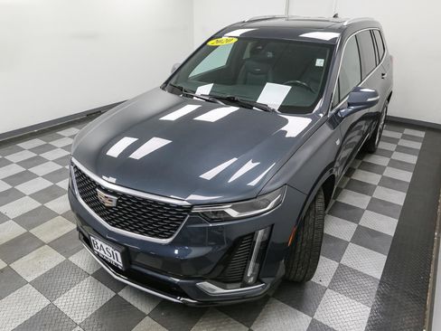 Used 2020 Cadillac XT6 Premium Luxury image 7