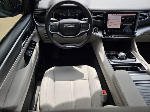 New 2026 Jeep Grand Wagoneer L 4WD image 13