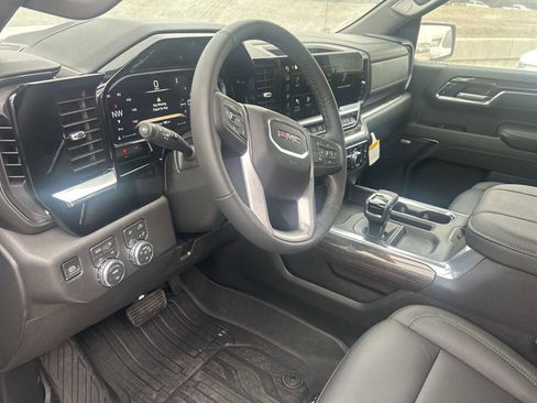 New 2026 GMC Sierra 1500 Elevation w/ Elevation Premium Package AWD/4WD image 11
